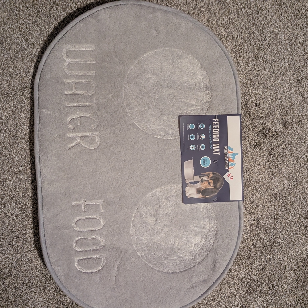 New! Gray Pet Feeding Mat